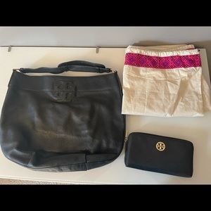 Authentic Tory Burch shoulder bag  w/ wallet